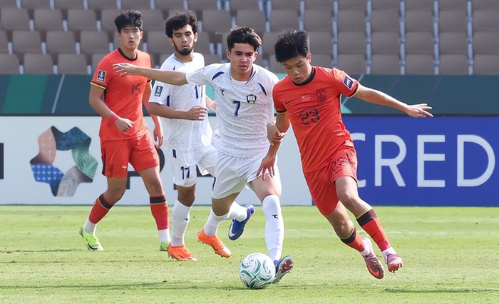 28圈-2-0！1-0！恭喜中国队，4胜亚洲冠军，历史首次，冲进世界杯稳了|国足|乌兹别克斯坦队|热身赛|男足|乌兹别克斯坦_新浪体育_新浪新闻